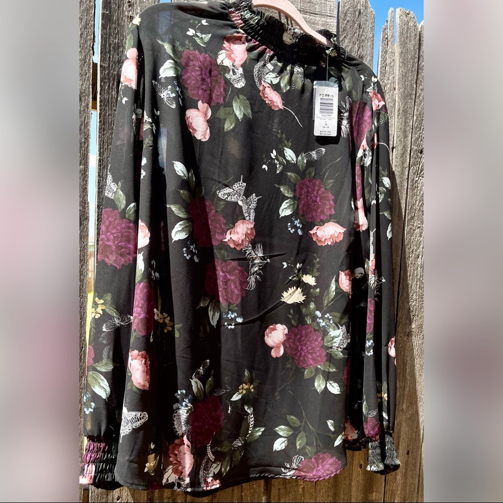 BLACK FLORAL CHIFFON SMOCKED MOCK NECK BLOUSE